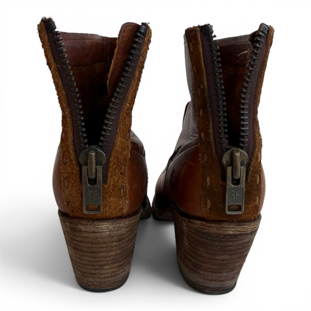 Frye Leslie Artisan Short Cognac Leather Ankle Boots Retired – Size 9 B - Picture 5 of 10
